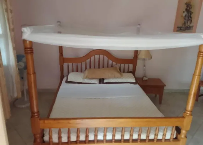 Kontiki Hotel Hoima