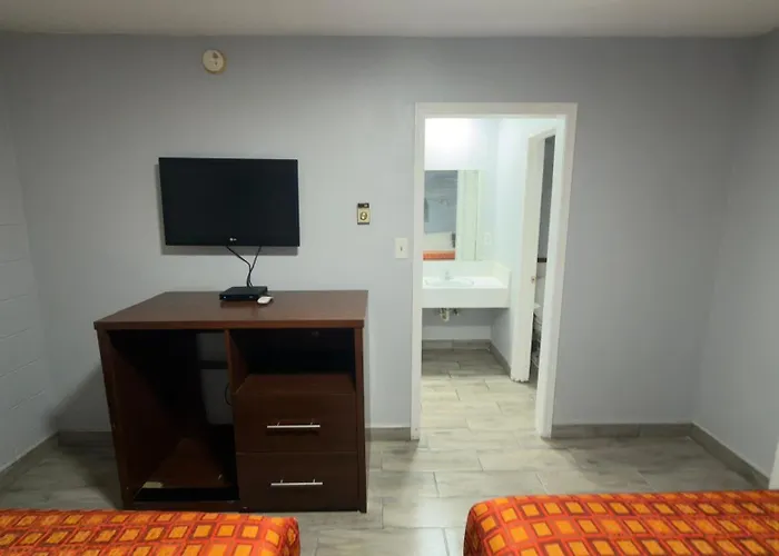 Ada Inn & Suites