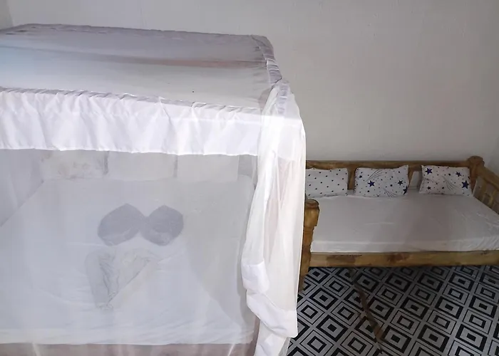 Baba Lao Beach Hostel