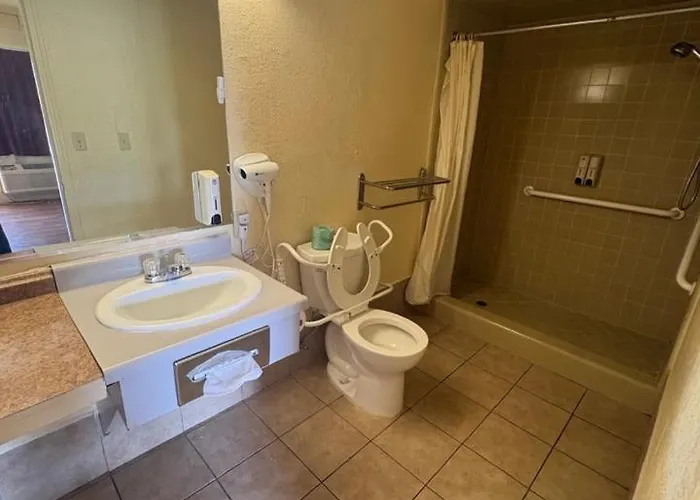Oroville Value Suites