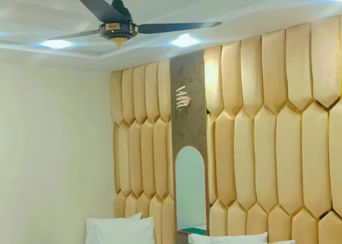 Hotel Galaxy Razidor Multan