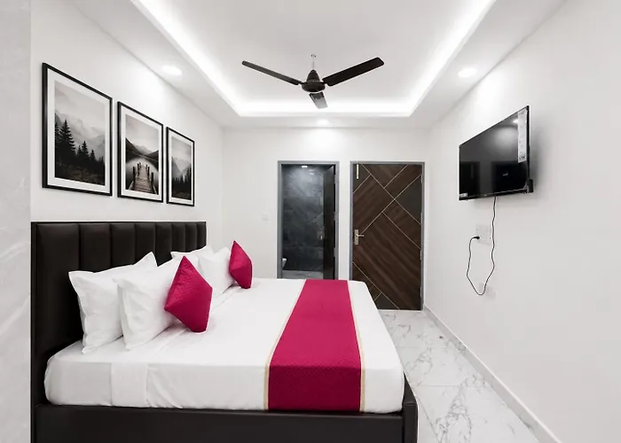 Mauryan Signature Hotel Nhpc Metro
