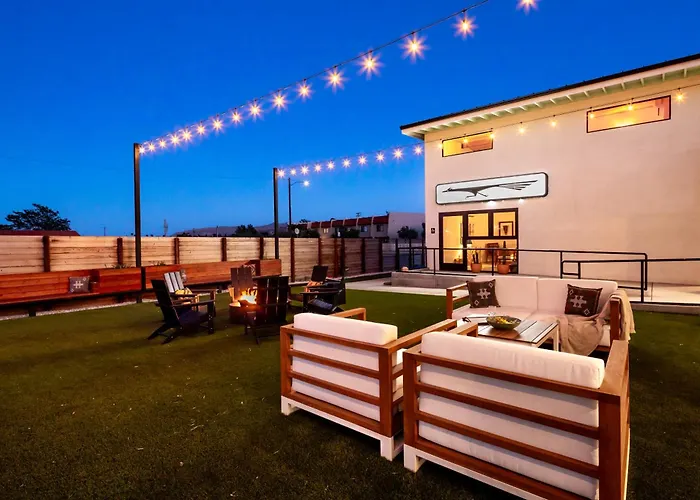 The Roadrunner Boutique Motel