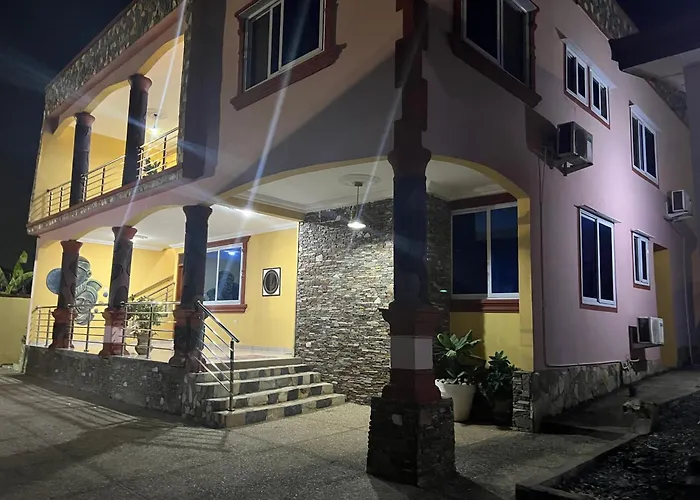 Riverbreeze Hotel