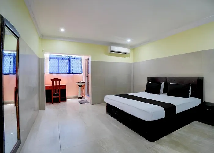 Hotel O Meera
