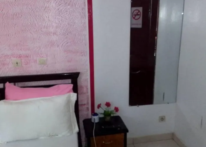 Dream hotel jacqueville