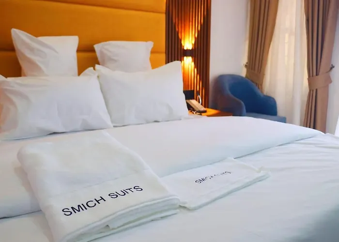 Smich Suites