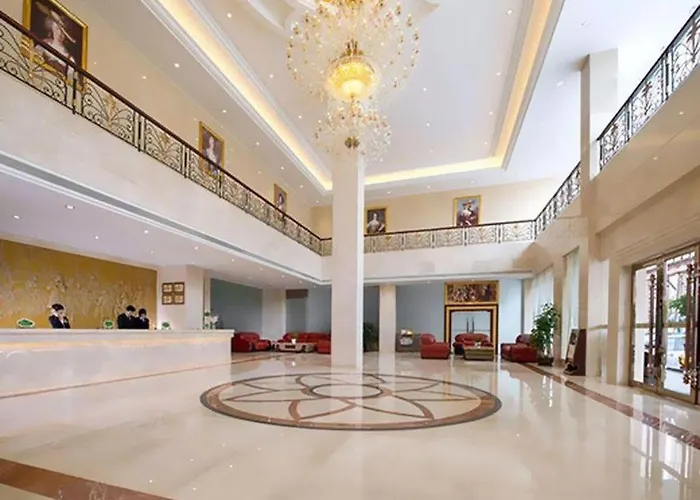 Vienna Hotel Dongguan Changping Avenue