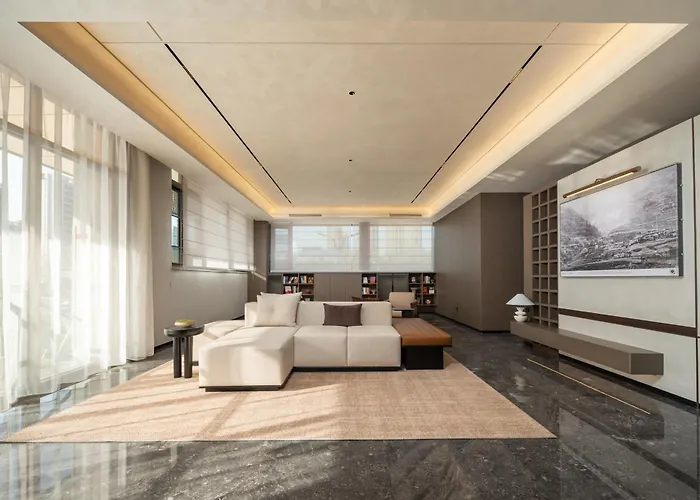 Atour Hotel, Longmen Avenue, Longmen Station, Luoyang
