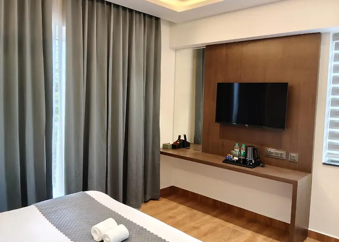 Hotel L G Cordial - The Heart Of Mysuru