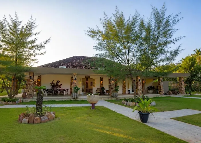 Amandalay Hotel & Villas