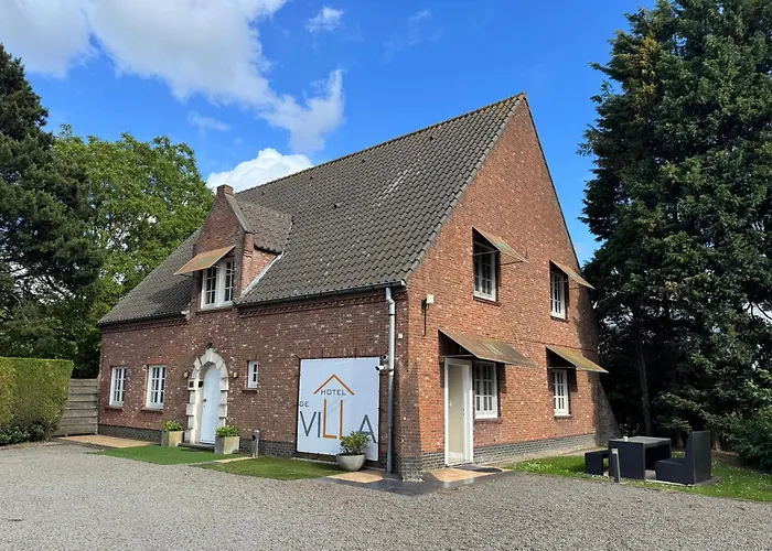 Hotel De Villa