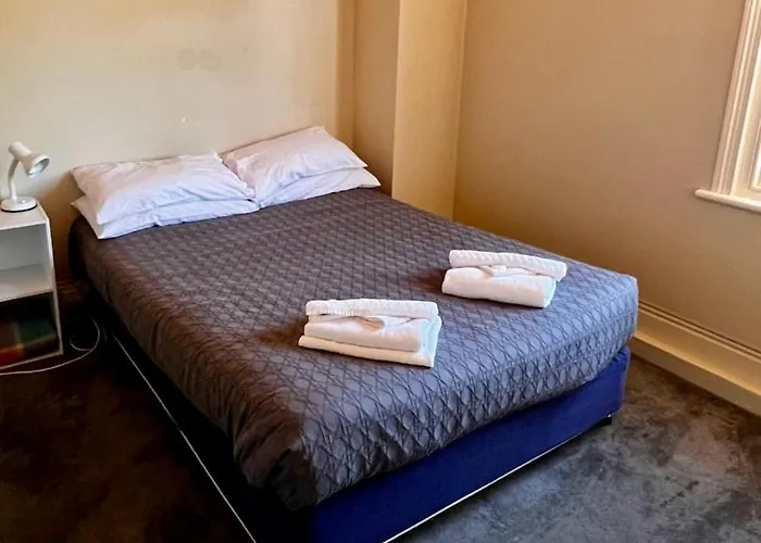 Branxholm Hotel