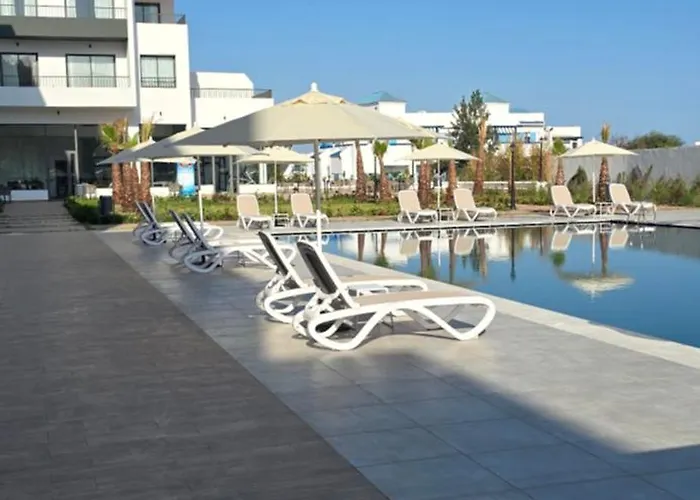 L'Escale Suites - Tamuda Bay By 7AV HOTELS