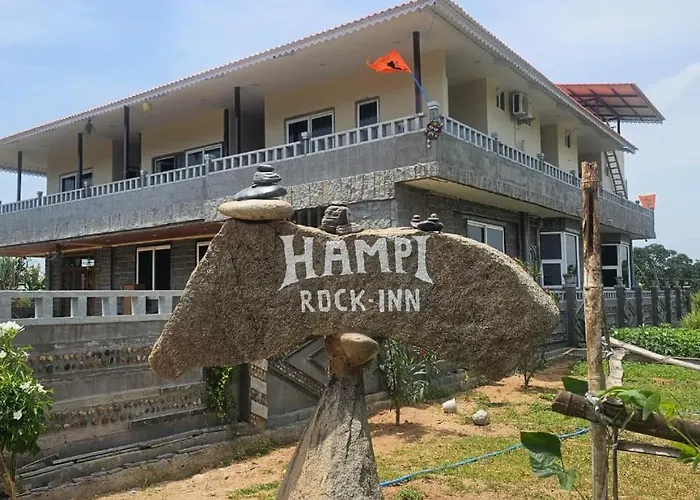 Hampi Rock-Inn