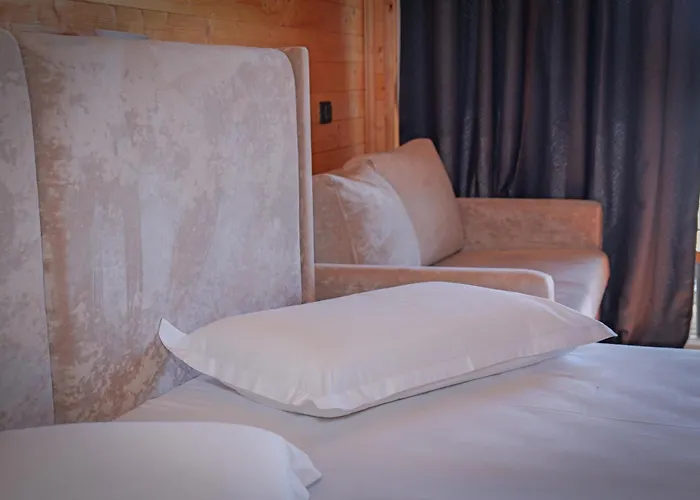 Dolanit Hotels Lalez