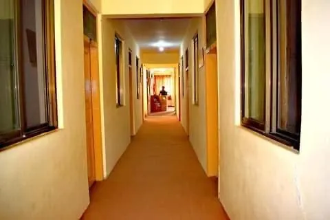 Yasin Holiday Hotel