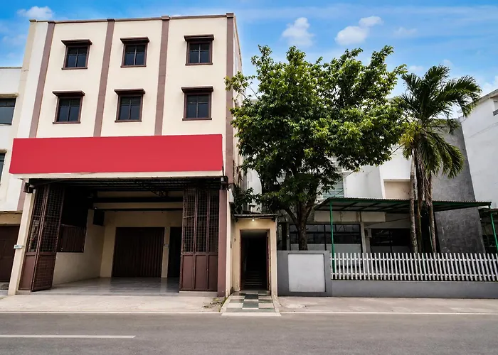 Hotel O Near Social Market Formerly Kosta Living