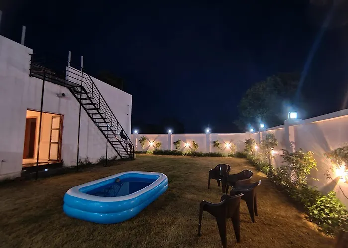 Paradise Hotel And Restaurant