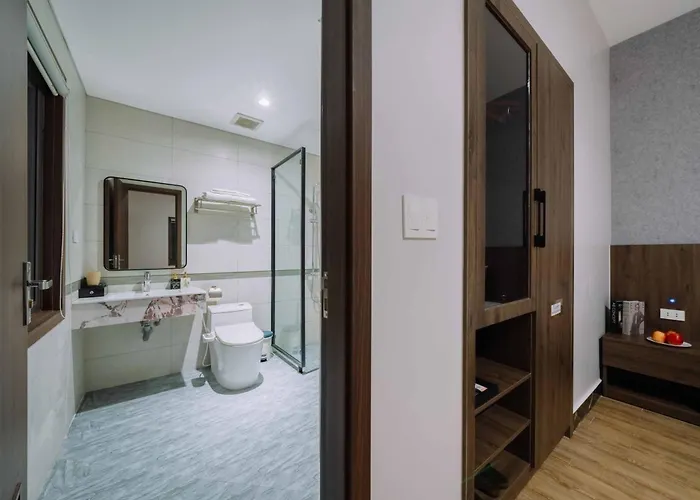 Việt Hoa Cát Bà Hotel