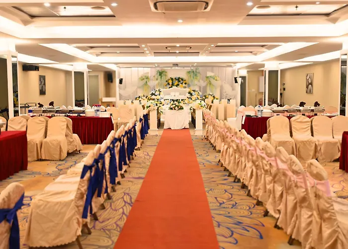 Greenmont Hotel & Apartment