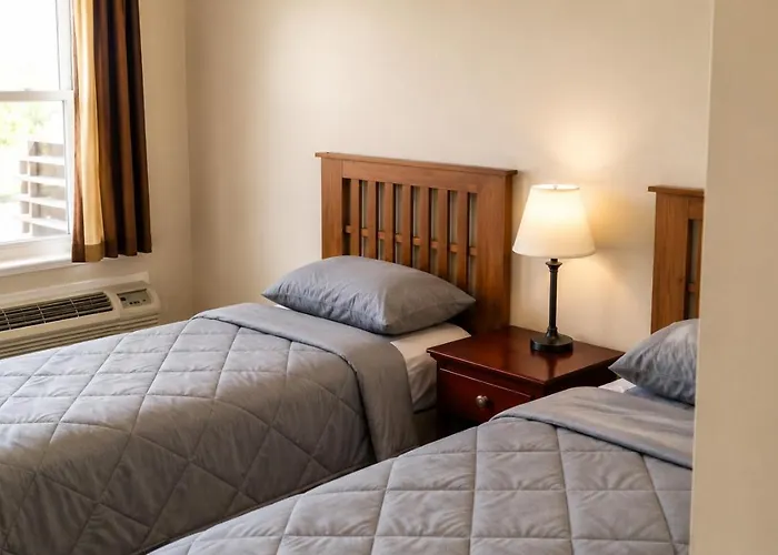 Tumbleweed Inn & Suites