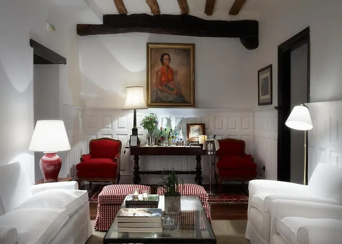 Churrut Hotel