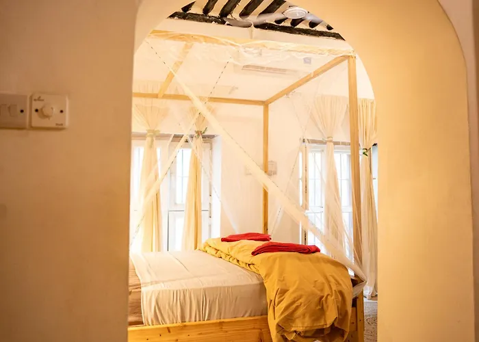 Old Stone Boutique Lodge