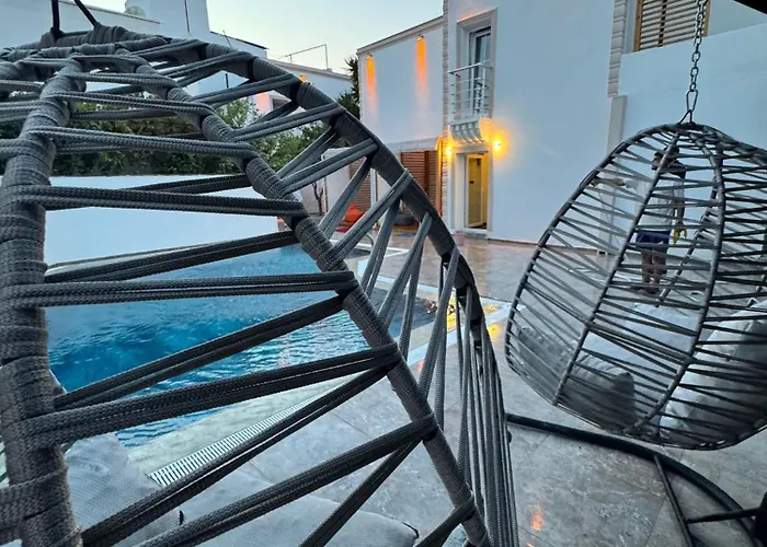 Ydora Luxury Hotel