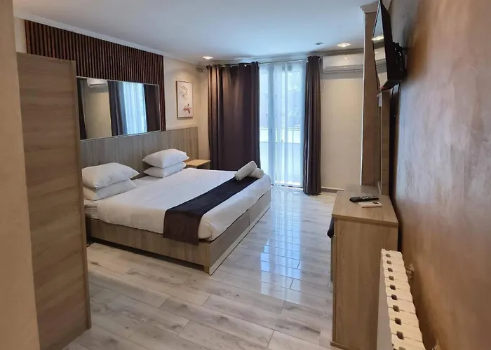 Hôtel Vénéria Russicada