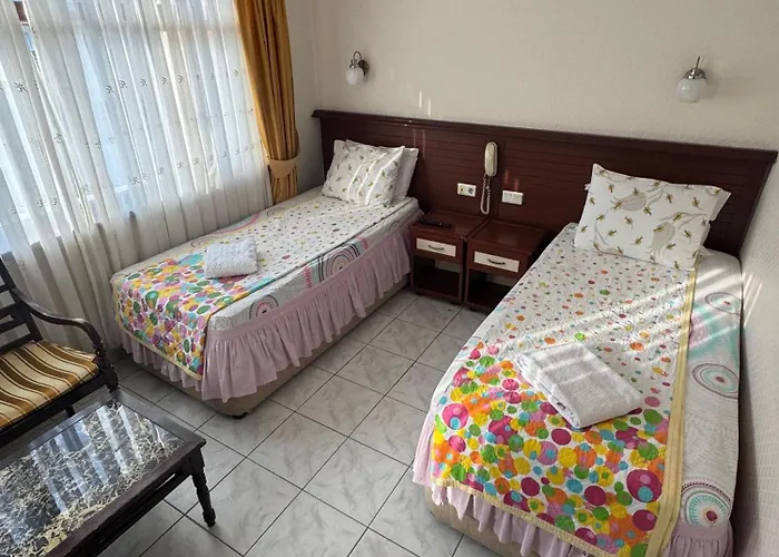 3Su Havuzlu Termal Otel