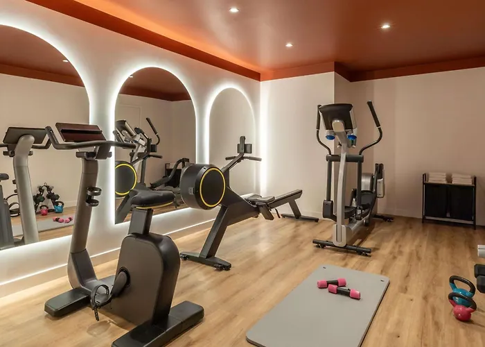 Hotel Mercure Paris Boulogne Pont De Saint Cloud