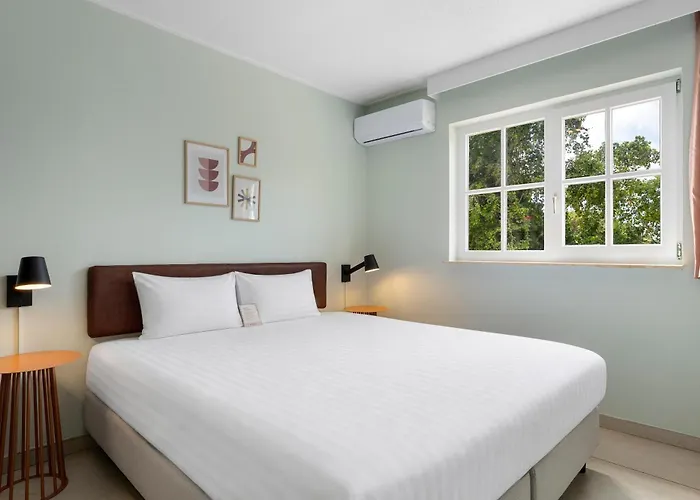 Sonesta Hotels & Resorts Livingstone Curacao