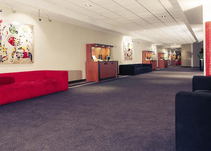 Mercure Maurepas Saint Quentin