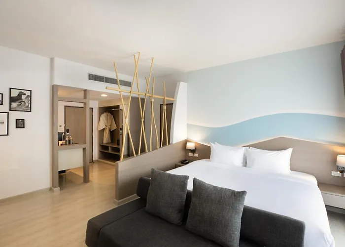 Centara Life Cha-Am Beach Resort Hua Hin