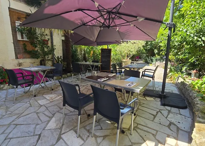 Logis Hôtel Au Croissant