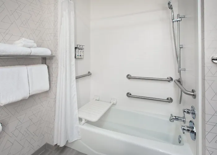 Holiday Inn Express Casper I-25 By Ihg