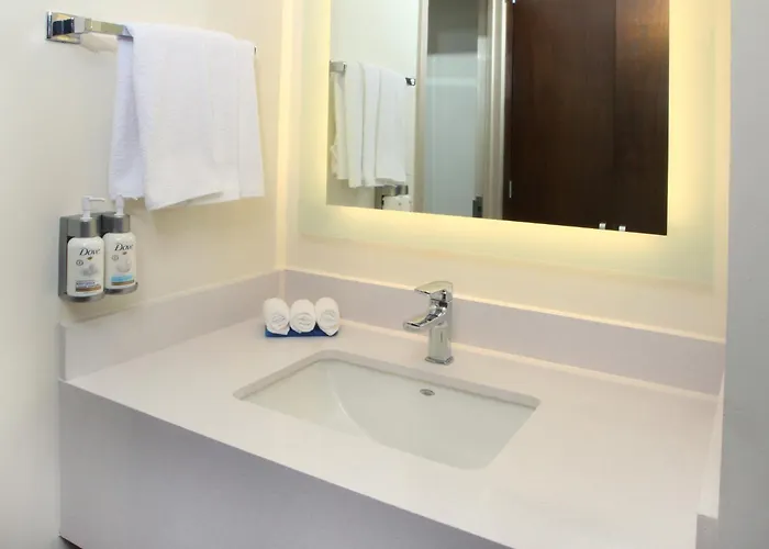 Holiday Inn Express - Monterrey - Tecnologico By Ihg
