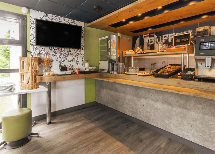 ibis budget Rennes Route de Saint Malo