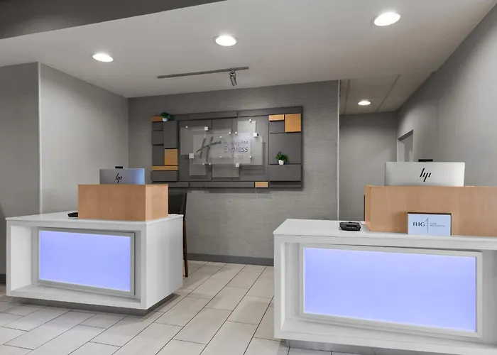 Holiday Inn Express Hotel & Suites Frankfort By Ihg