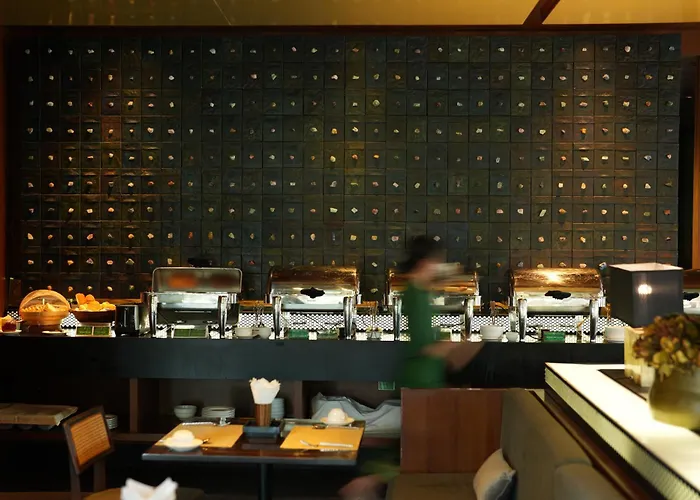 Emerald Palace Hotel