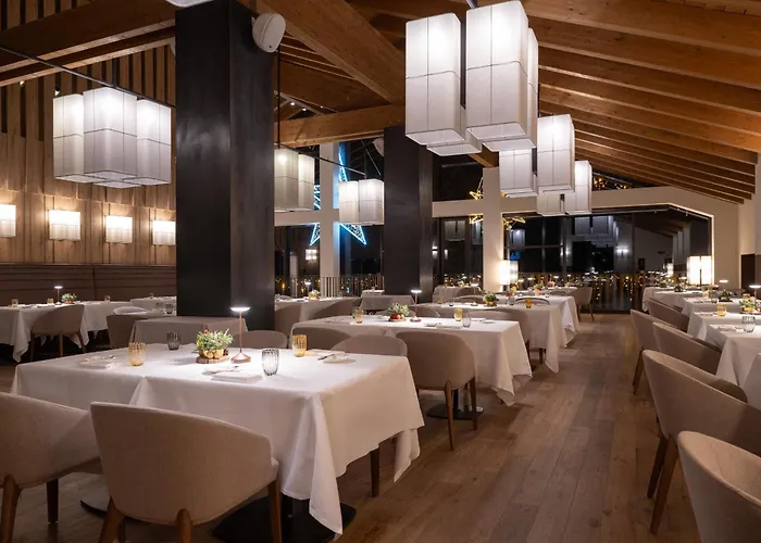 Grand Hotel Courmayeur Mont Blanc, By R Collection Hotels
