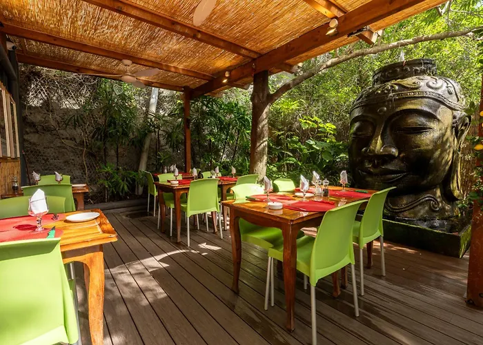 Hôtel du Centre Appart hôtel Business avec Parking Gratuit à Nouméa