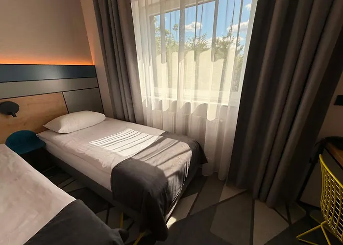 Air Hotel