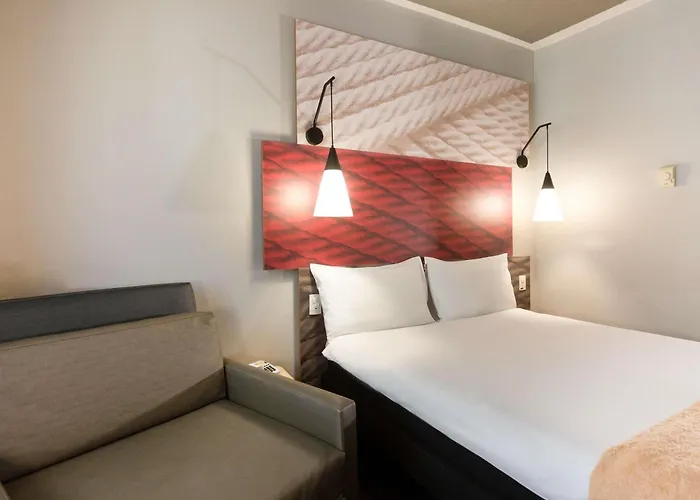 Ibis Santos Gonzaga Praia