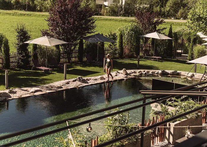 Wellness Und Brunch Hotel Morgenzeit Beheizter Naturteich Genuss Fruehstueck Bis 13 Uhr Hochkoenig Sommercard