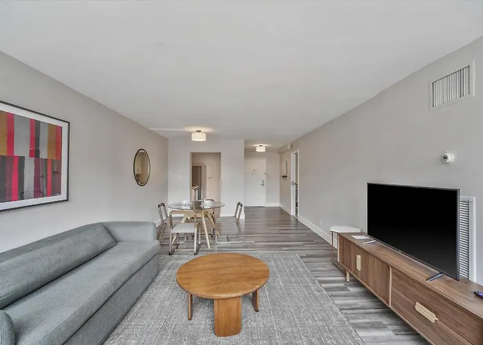 Global Luxury Suites At Georgetown
