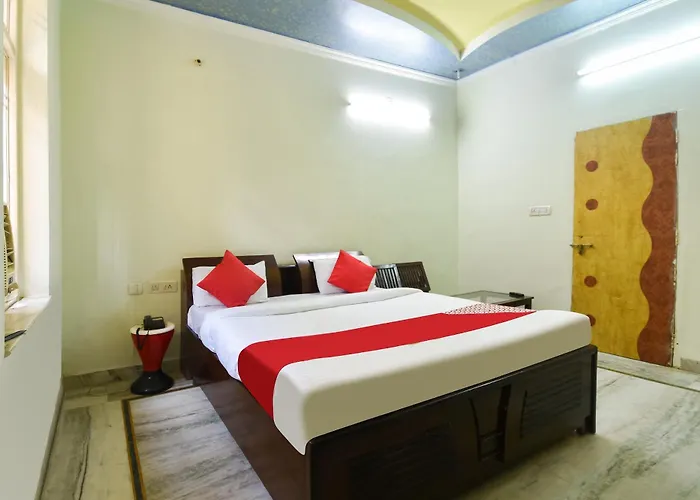 Hotel O Raj Palace