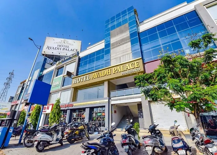 Hotel Avadh Palace, Subhash Bridge, Rto Circle, Ahmedabad