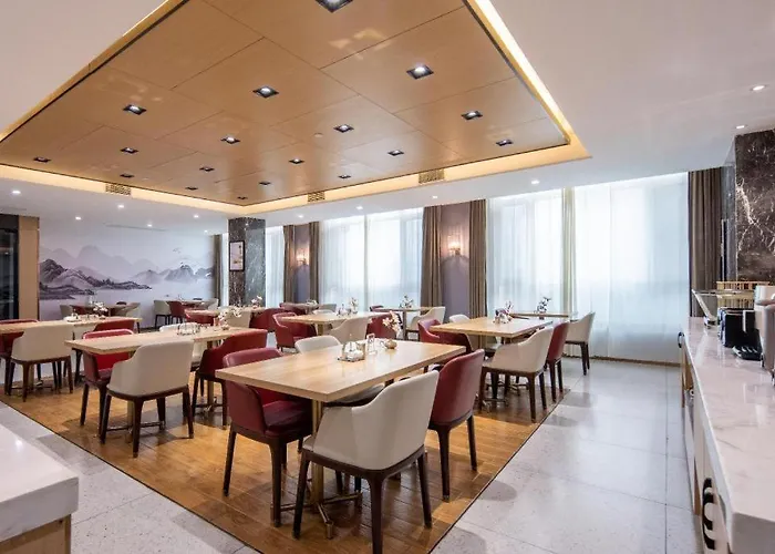 Jinjiang Inn Select Heze Wanxiang Plaza Guiling Road